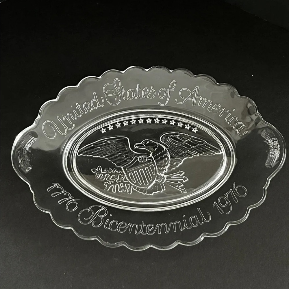 Avon United States Of America 1776 Bicentennial
1976 Vtg Collectible Glass Plate